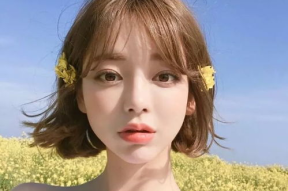 qq照片女生头像,女生头像风格解析与创意指南